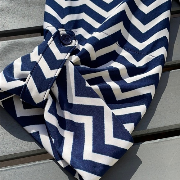 Chevron dress with front zipper - Picture 4 of 8